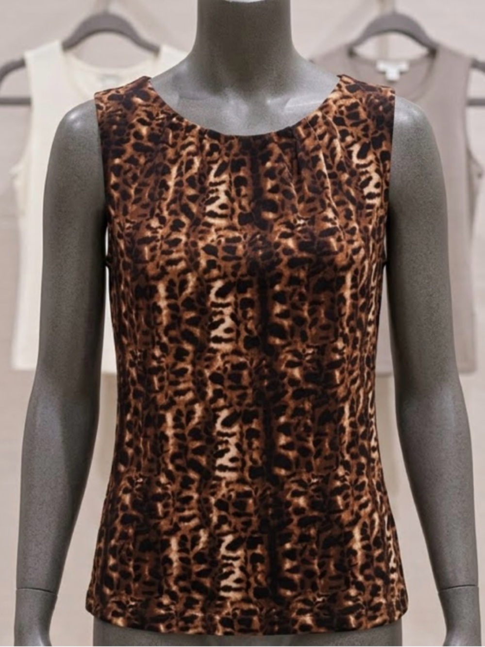 Calvin Klein Chic Sleeveless Leopard Print Blouse Shell – Size Medium